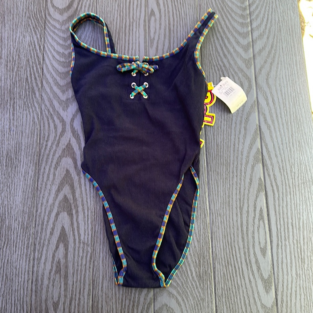 Vintage  Swim- NWT 🌴🌴🌴🌴